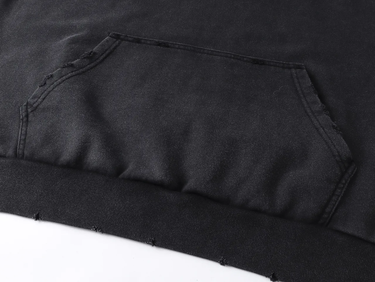 BALENCI*GA New Arrival LOGO . Classic LOGO . . . . . 460g Same Style -Color： -SIZE：Xs S M L 8960#